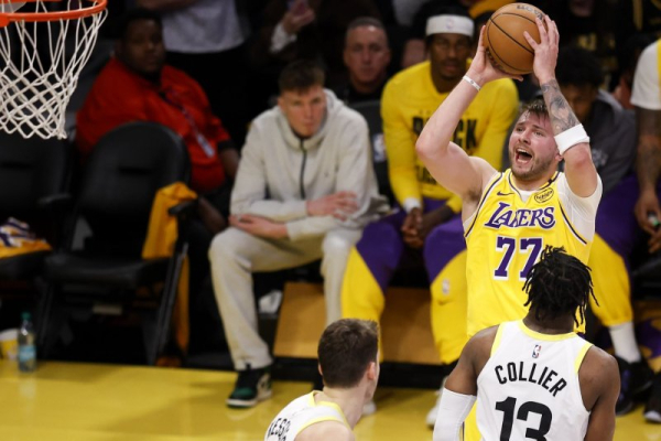 Luka Doncic sheds rare nerves for 'surreal' Los Angeles Lakers debut Luka Doncic sheds rare nerves for 'surreal' Los Angeles Lakers debut