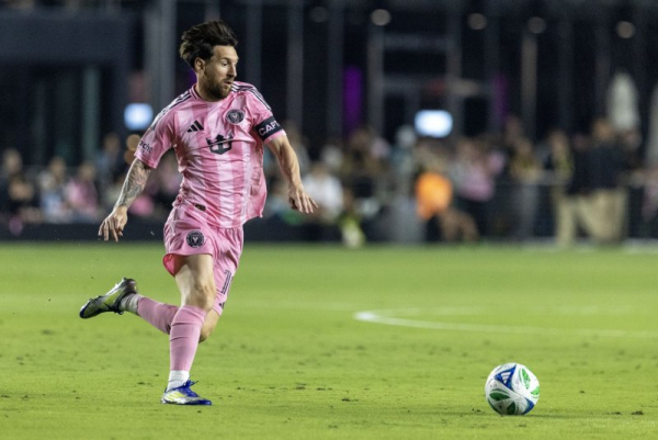 Lionel Messi steals ball, chips goalie for first MLS goal of 2025 Lionel Messi steals ball, chips goalie for first MLS goal of 2025