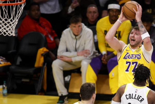 Lakers' Luka Doncic ejected vs. Thunder, claims he was trash talking fan Lakers' Luka Doncic ejected vs. Thunder, claims he was trash talking fan