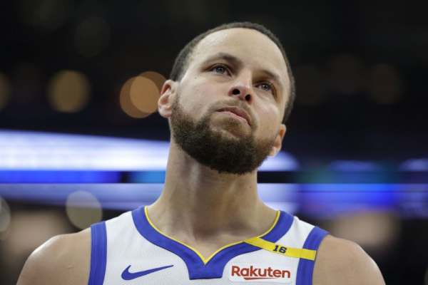Stephen Curry, Golden State Warriors overcome Houston Rockets rebounders, take Game 1 Stephen Curry, Golden State Warriors overcome Houston Rockets rebounders, take Game 1
