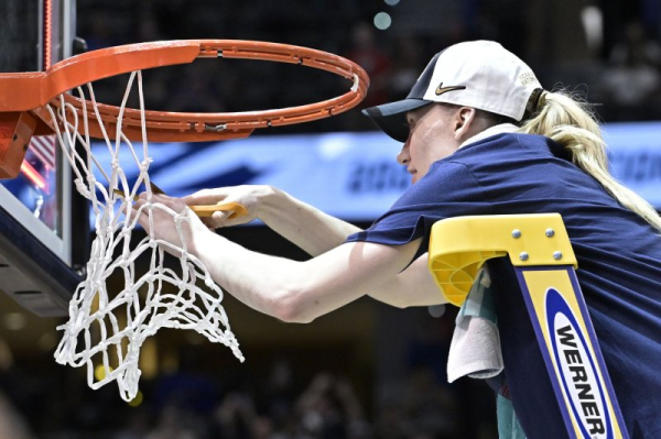 Top WNBA Draft pick Paige Bueckers excited for 'new level of standards' Top WNBA Draft pick Paige Bueckers excited for 'new level of standards'