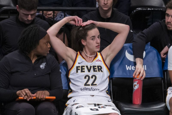 Indiana Fever's Caitlin Clark injures groin in win vs. Connecticut Sun Indiana Fever's Caitlin Clark injures groin in win vs. Connecticut Sun