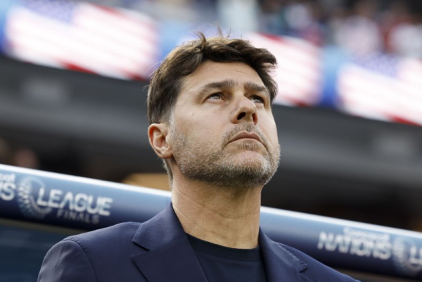 Pochettino blasts 'embarrassing' refs after USA-Mexico Gold Cup finale Pochettino blasts 'embarrassing' refs after USA-Mexico Gold Cup finale