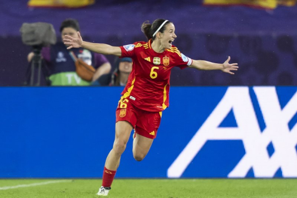 Barcelona's Aitana Bonmati out at least 3 months with broken leg