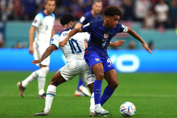 USA's Tyler Adams tears MCL, out up to 3 months ahead of World Cup