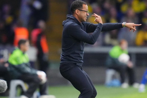 Chelsea confirms Liam Rosenior as coach, triggers fan backlash