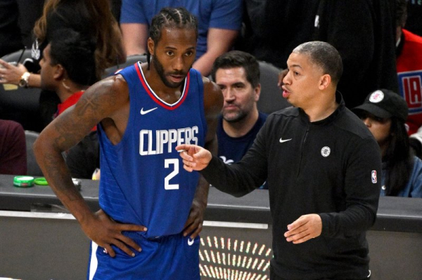 Kawhi Leonard declines to commit to Clippers' future Kawhi Leonard declines to commit to Clippers' future