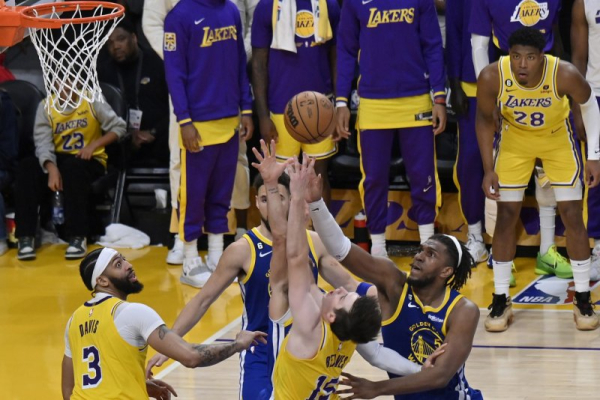 Austin Reaves, Los Angeles Lakers agree to record $185M extension