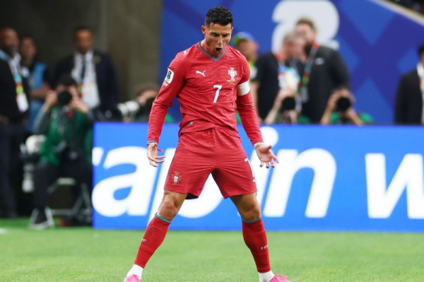 Cristiano Ronaldo becomes first player to score in 6 World Cups Cristiano Ronaldo becomes first player to score in 6 World Cups
