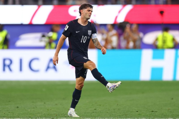 USA's Christian Pulisic fractured leg in World Cup loss to Belgium USA's Christian Pulisic fractured leg in World Cup loss to Belgium